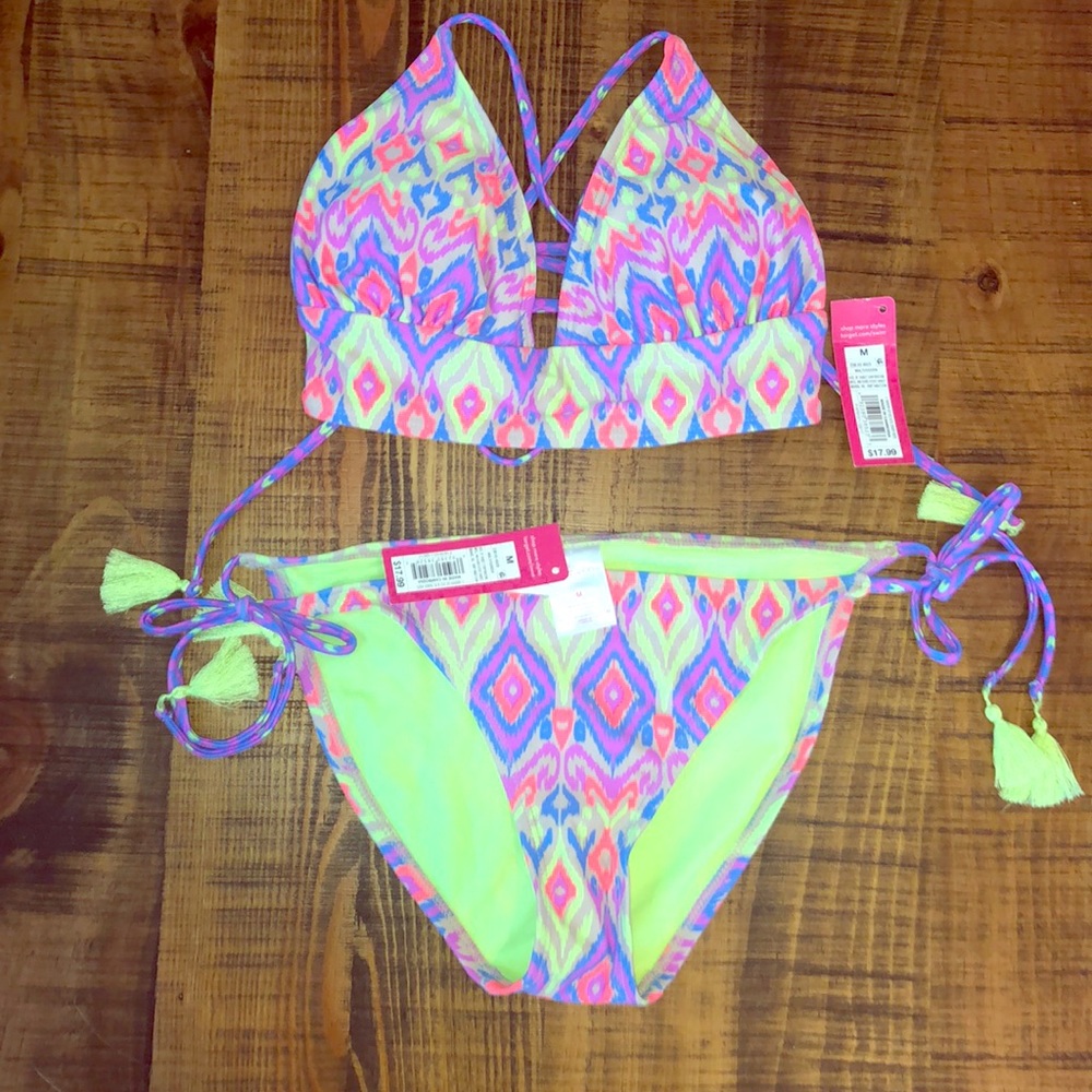 String bikini set NWT, size M
